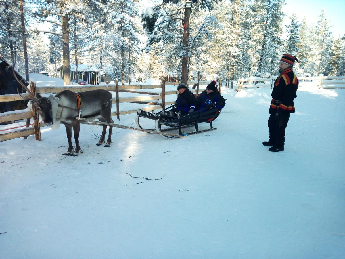 Auroracabin Chalets Saariselka Bagian luar foto